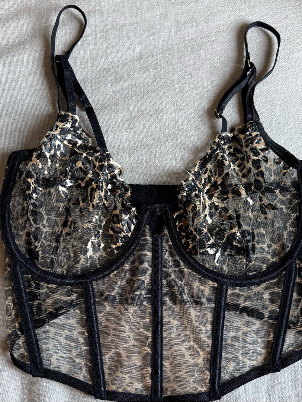 ASOS Leopard Lace Longline Bralette corset in Tan and Black - Picture 2 of 5